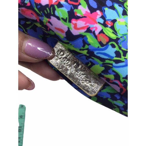 LILLY PULITZER Festive Fantasy Wine Bag Bottle Holder - Picture 8 of 9